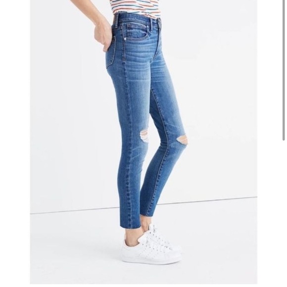 Madewell High Rise Distressed Crop Jeans - The High Riser Skinny Skinny Crop 9” - Picture 2 of 6